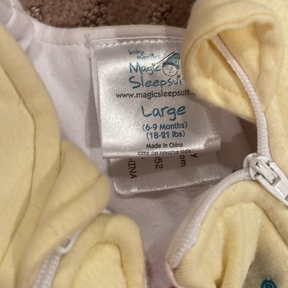 Magic Merlin Sleep Suit Yellow available size 3-6 & 6-9 - Picture 5 of 6